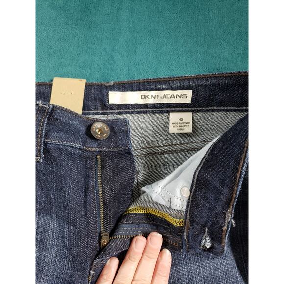 DKNY Jeans Size 4 Short Womens Blue Stretch Pants Mid Rise SOHO Flared NWT - Picture 7 of 16